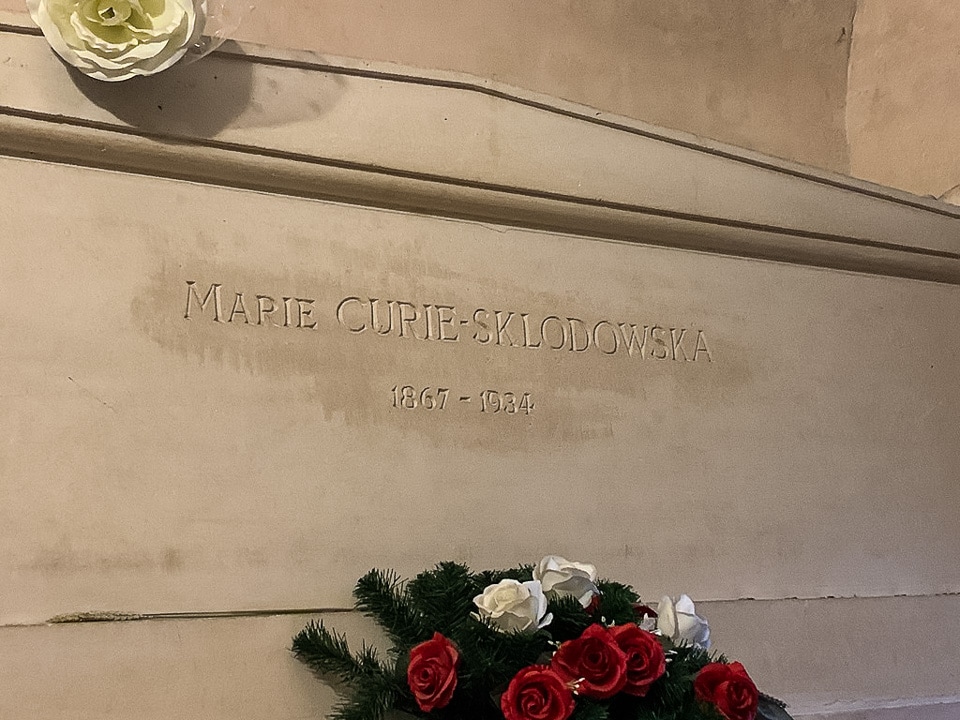 Tomb of Marie Curie in the Pantheon.