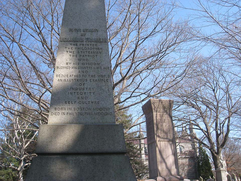 Benjamin Franklin Memorial in Mount Auburn Cemetery.