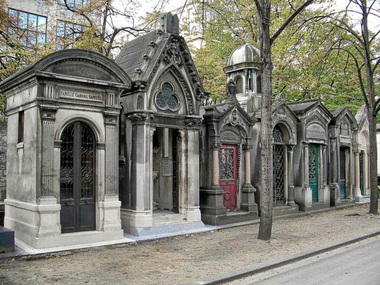 Montparnasse Cemetery History Features And Famous Graves   Cimetiere Du Montparnasse 40087277471 768x576 