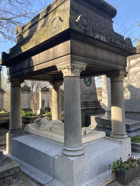 Tomb of Alexandre Dumas fils.