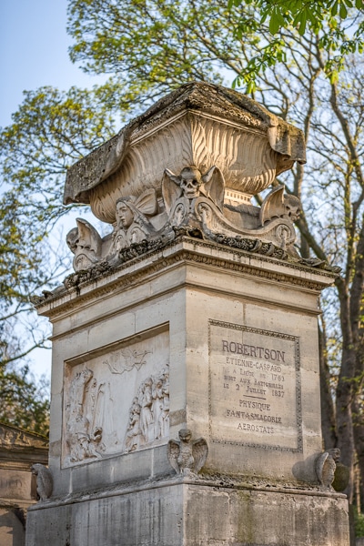 Tomb of Etienne Robertson in Pere Lachaise Cemetery.