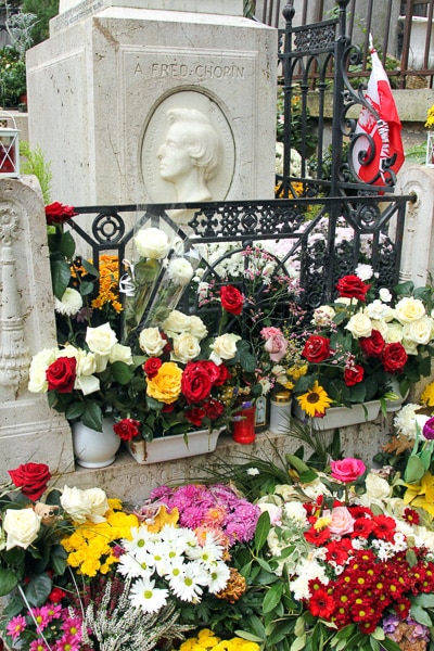 Flowers at the grave of Frederic Chopin.