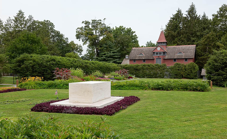 Franklin D. Roosevelt's gravesite in the garden at his Springwood estate.