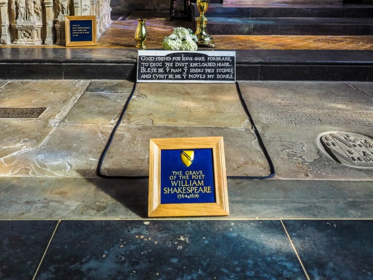 Shakespeare’s Grave and Funerary Monument- Discover Shakespeare’s Burial Place in Stratford-upon-Avon