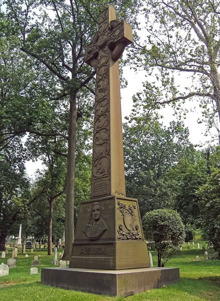 Monument to John James Audubon in Trinity Church Cemetery.